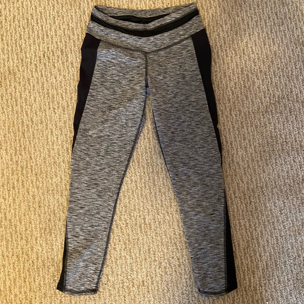 REI Manduka Grey Cropped Leggings